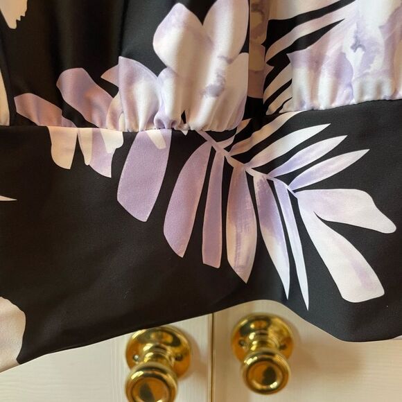 Floral Black, White and Lavender Tankini Top EUC size 2XL - Picture 3 of 6